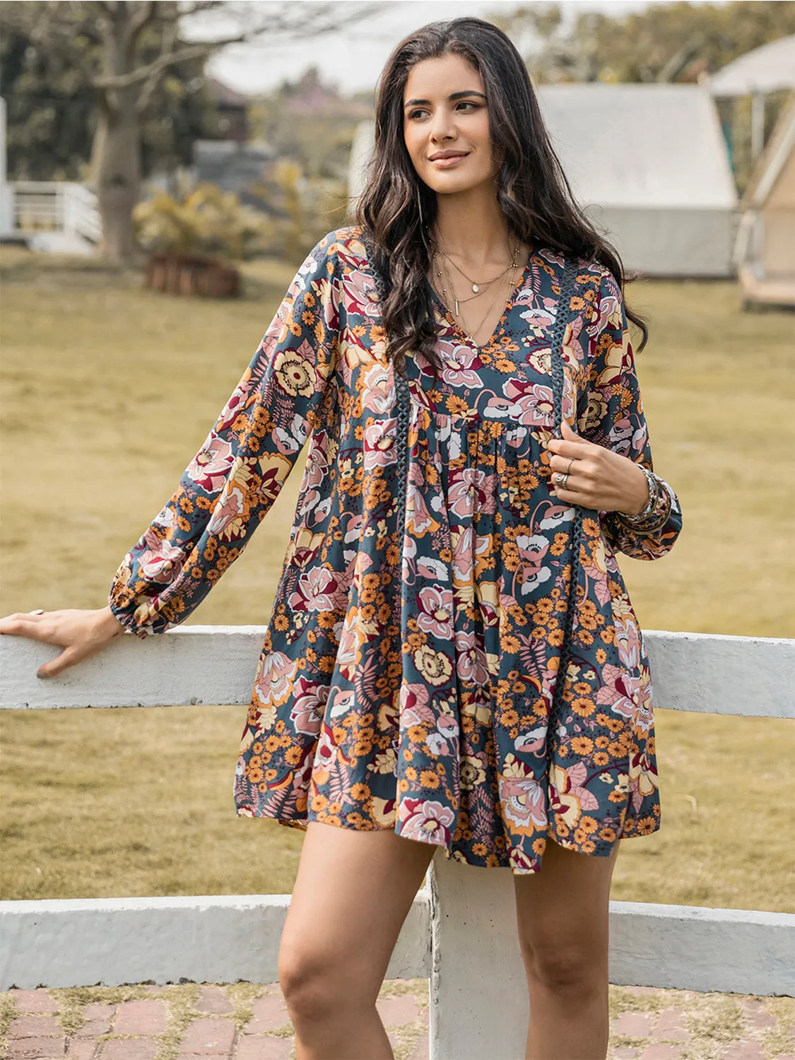 🌸 Floral Ruched V-Neck Long Sleeve Dress 🌸