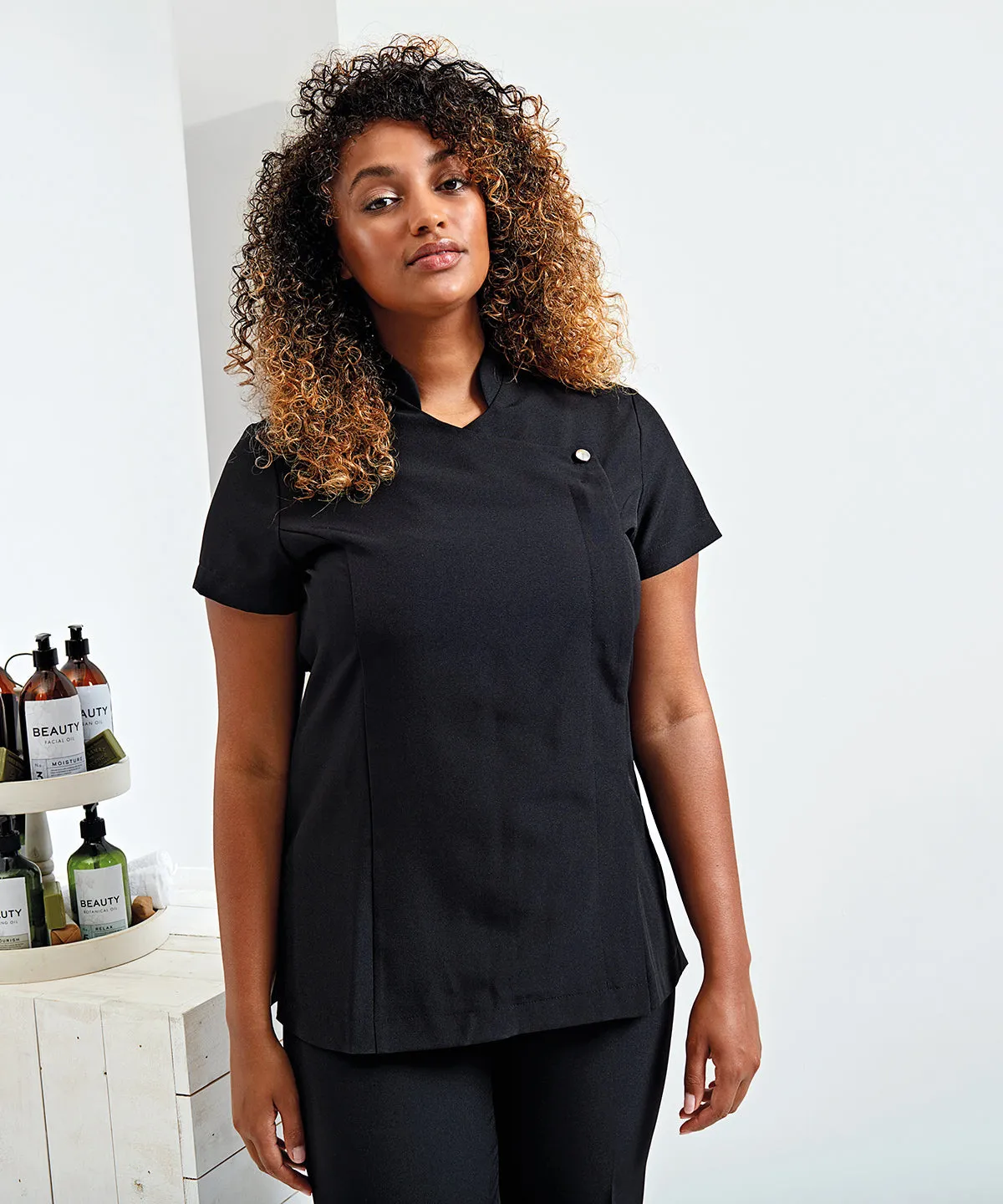 Blossom beauty and spa tunic | Black