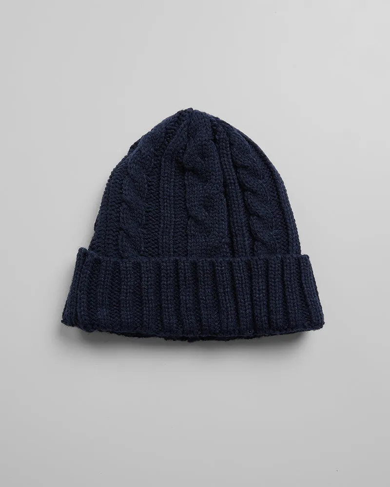 CABLE KNIT BEANIE