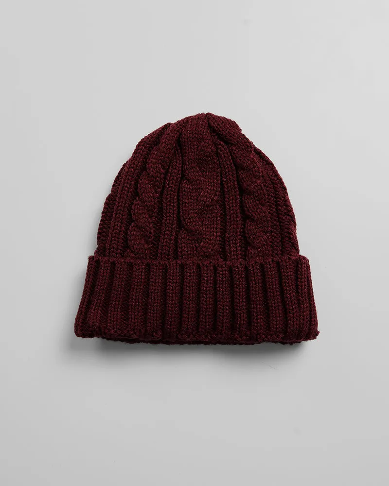 CABLE KNIT BEANIE