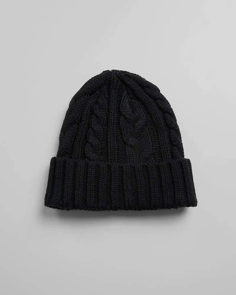 CABLE KNIT BEANIE