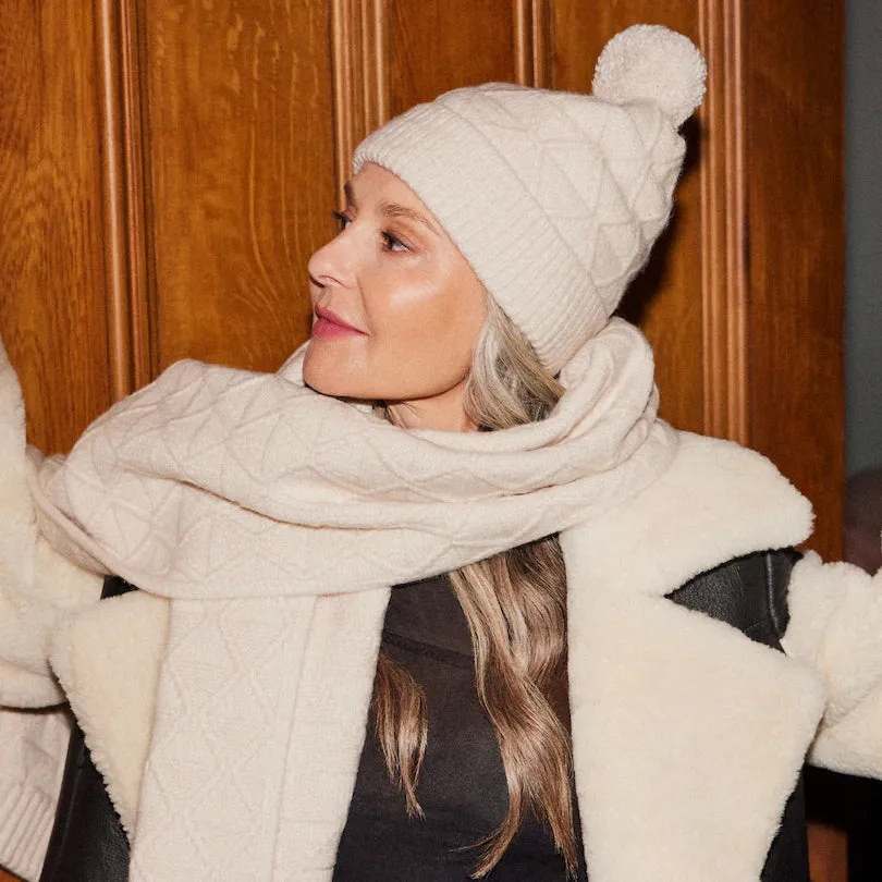 Chalet Pom Hat - Cream