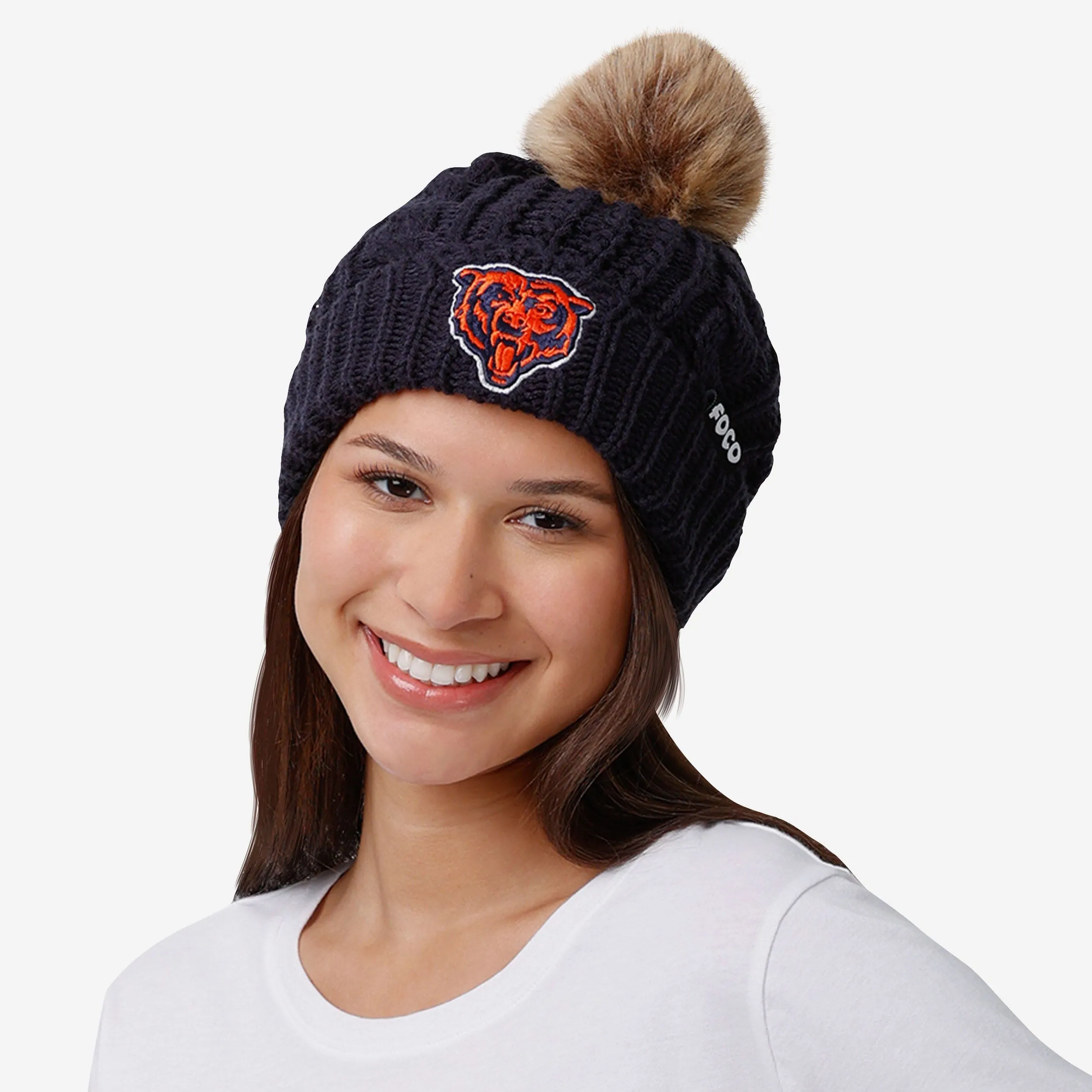 Chicago Bears Womens Faux Fur Pom Beanie