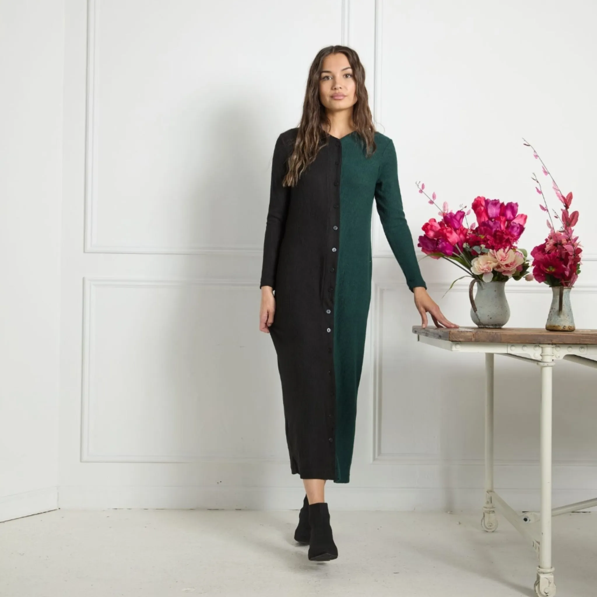 Colorblock Hunter/Black Alexa Sweater Dress