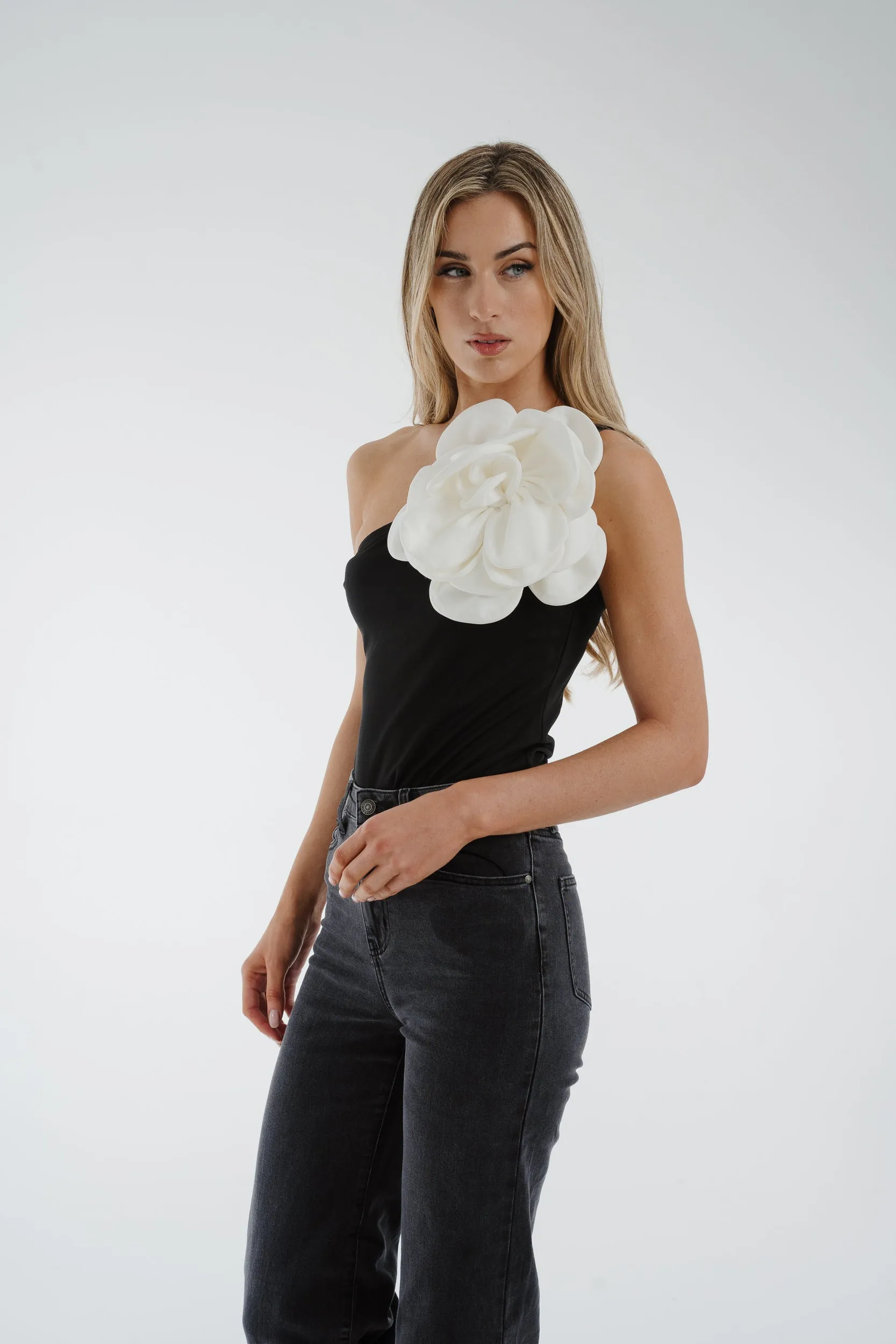 Holly Floral One Shoulder Bodysuit In Black