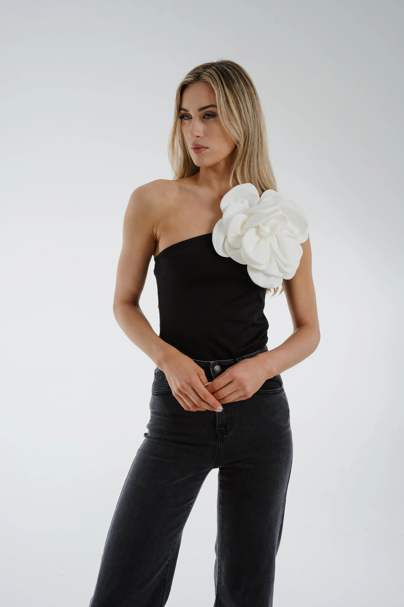 Holly Floral One Shoulder Bodysuit In Black