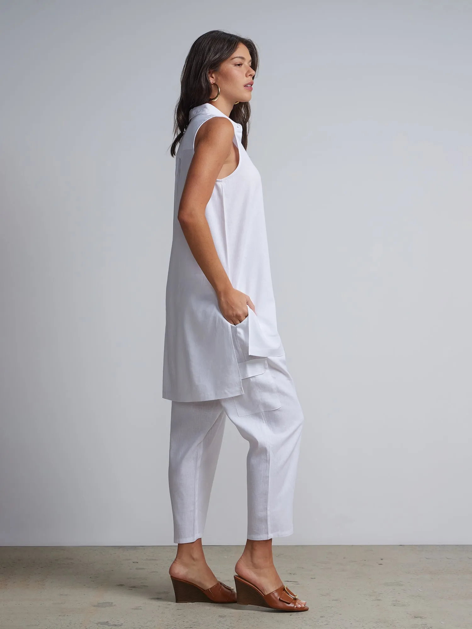 Linen-Blend Button-Front Slit-Side Tunic Top