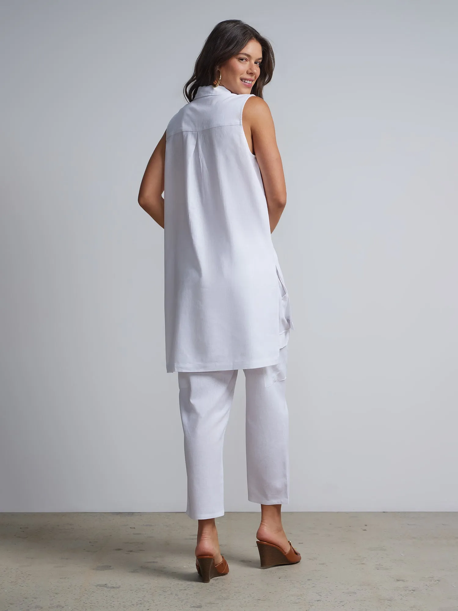 Linen-Blend Button-Front Slit-Side Tunic Top