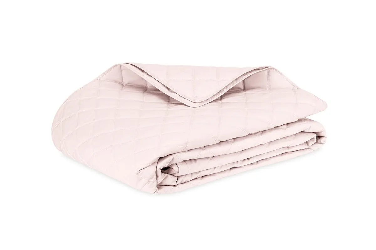 Matouk Milano Percale Quilt in Blush Pink