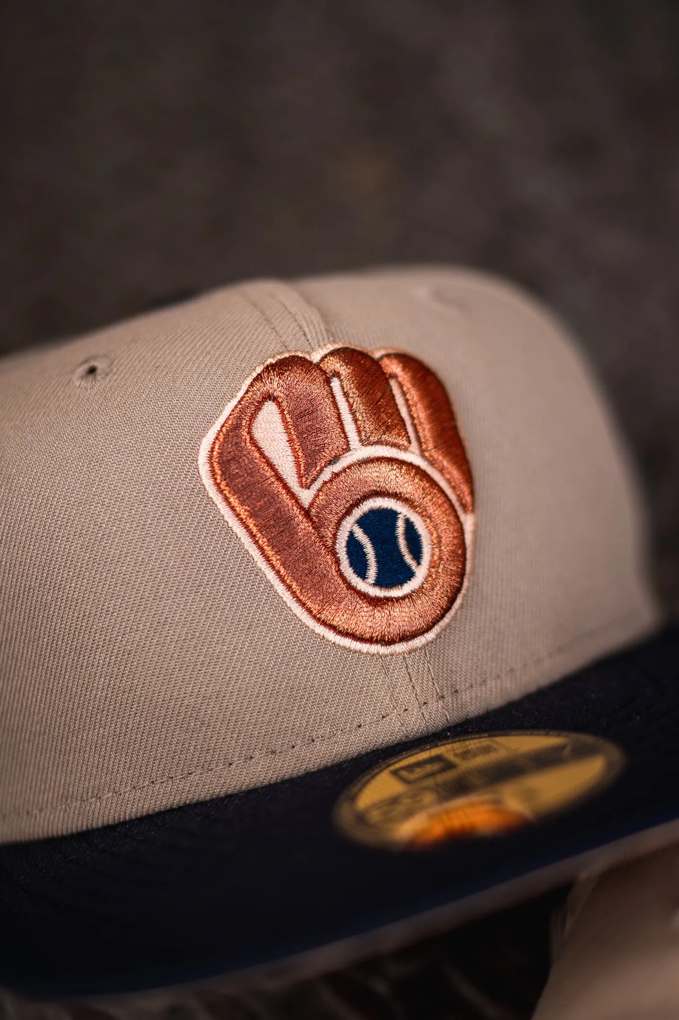 New Era Milwaukee Brewers 50th Anniversary Blush UV (Khaki/Navy)