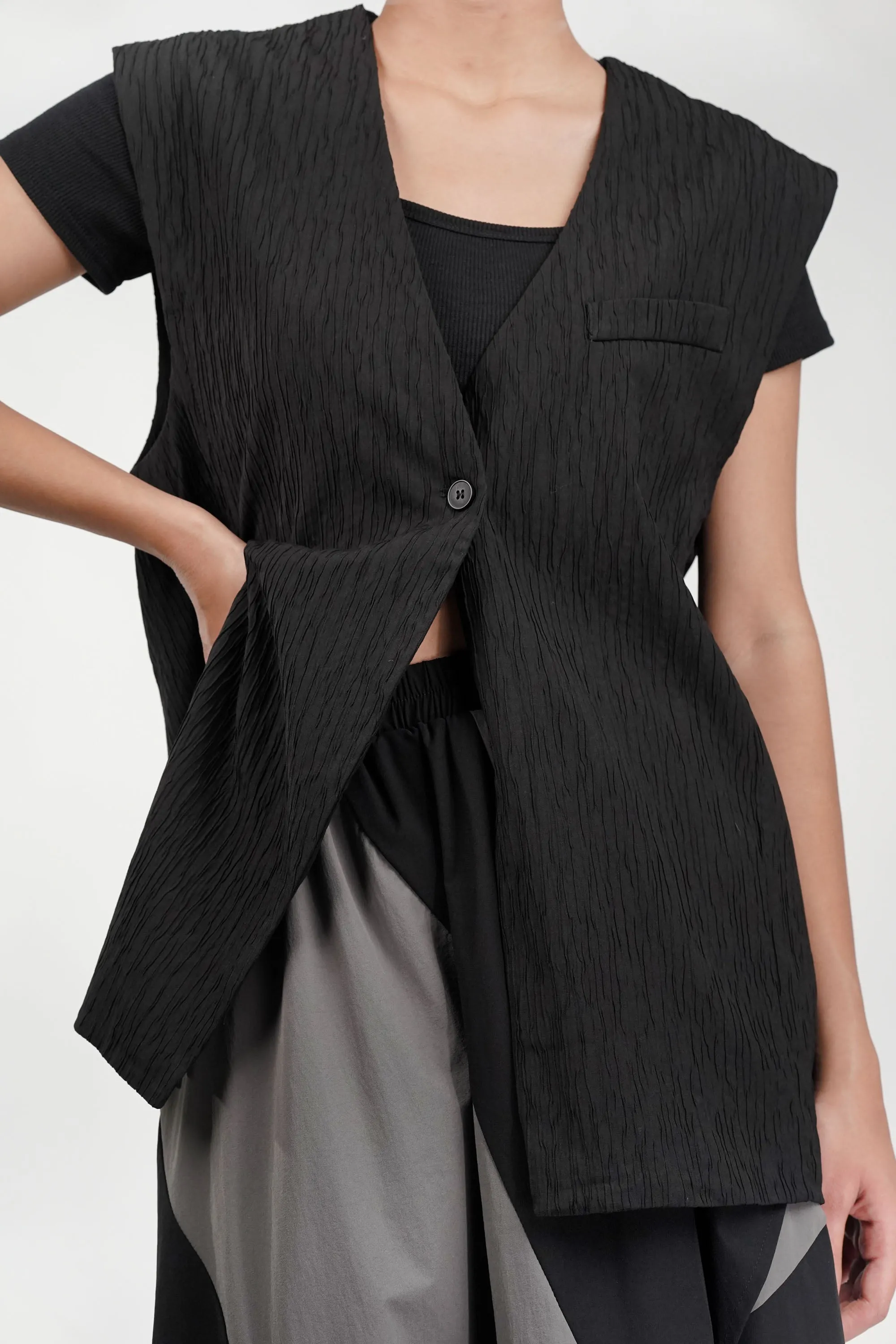 Obsidian Slit Black Waistcoat