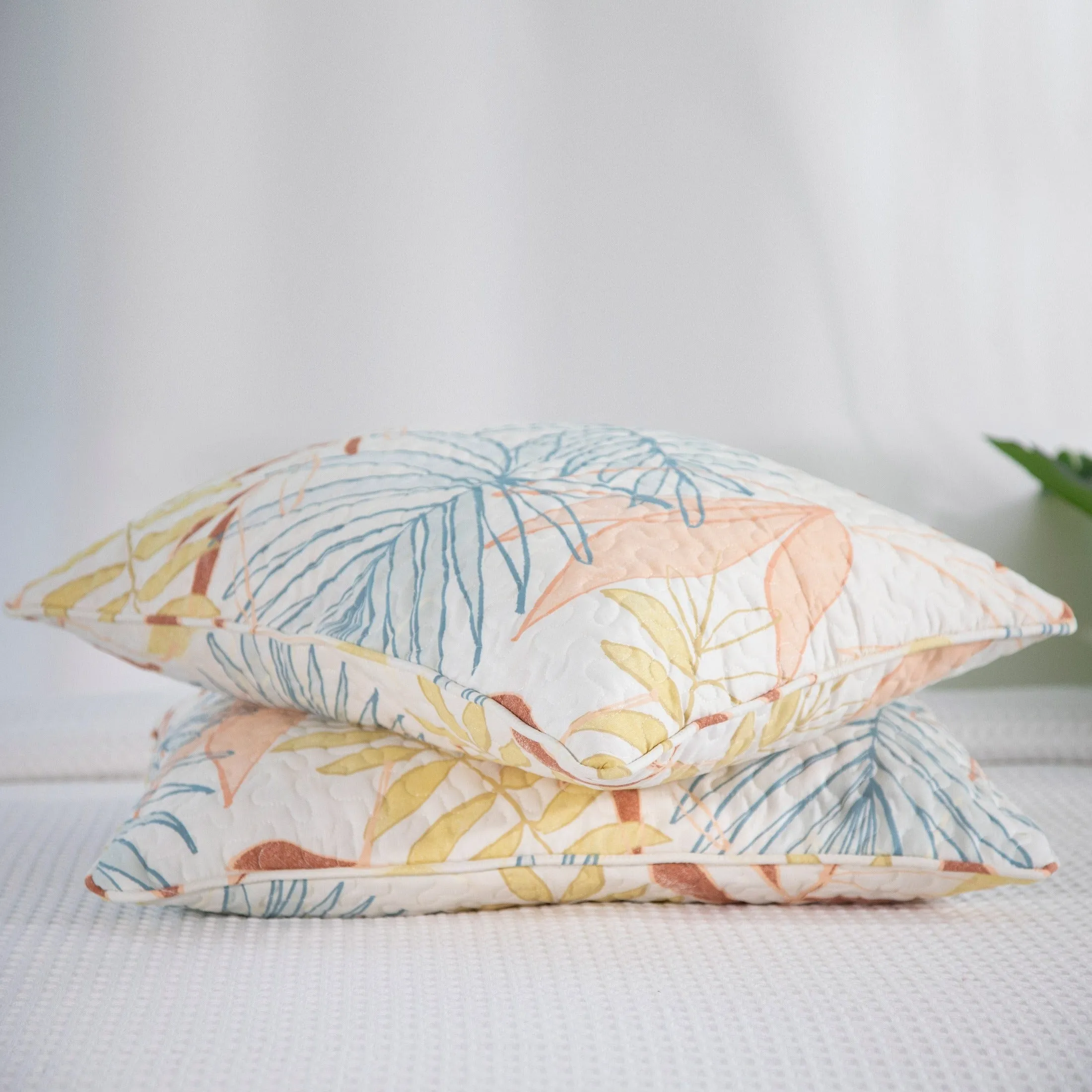 Tropic Leaf Quilted Sham Covers