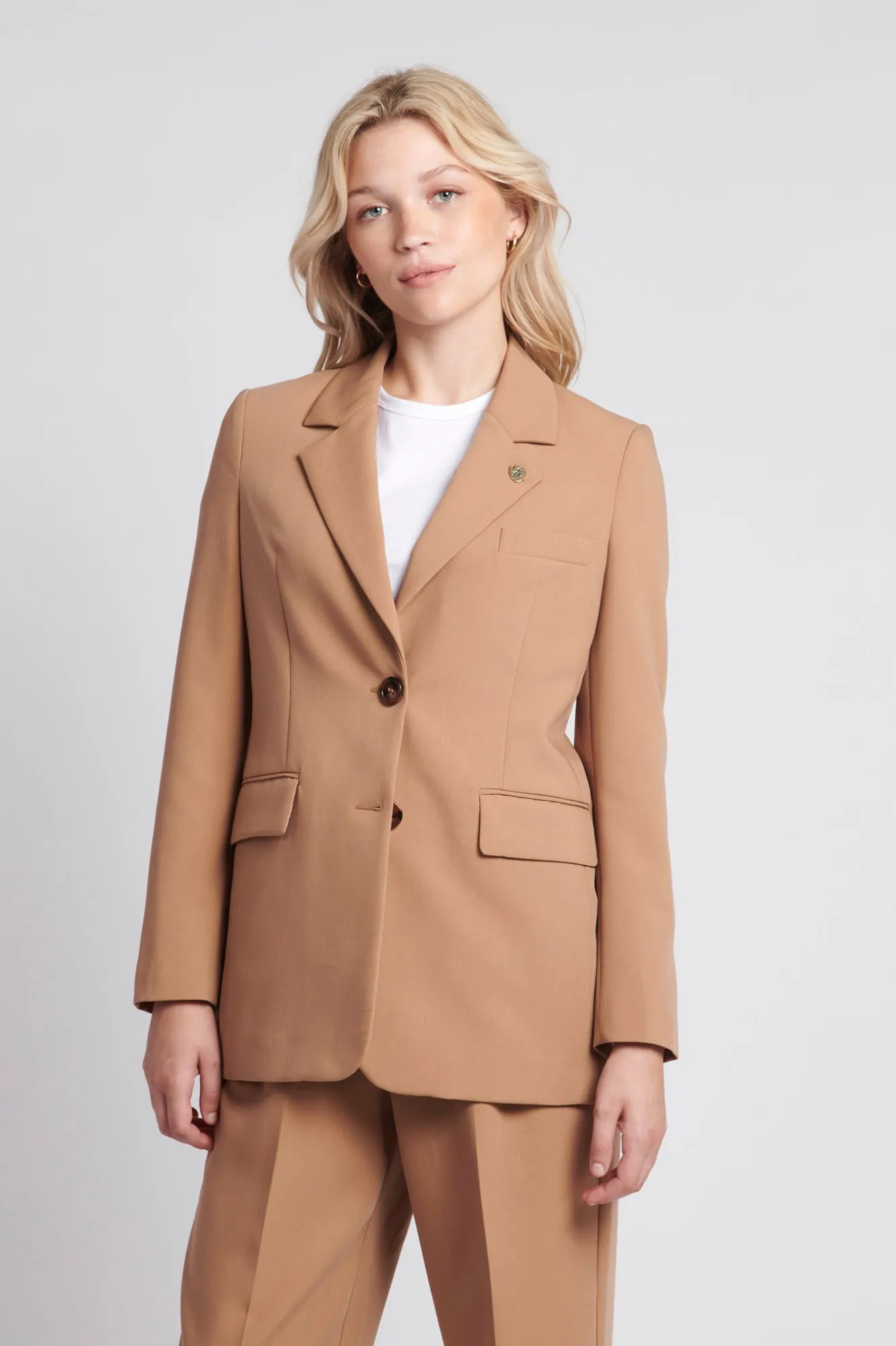 Womens Single Breasted Blazer in Burro